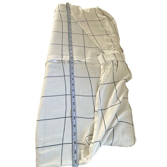 Boohoo Shirt Womens Size US 18 Oversized Black & White Button Front Casual - Picture 5 of 7